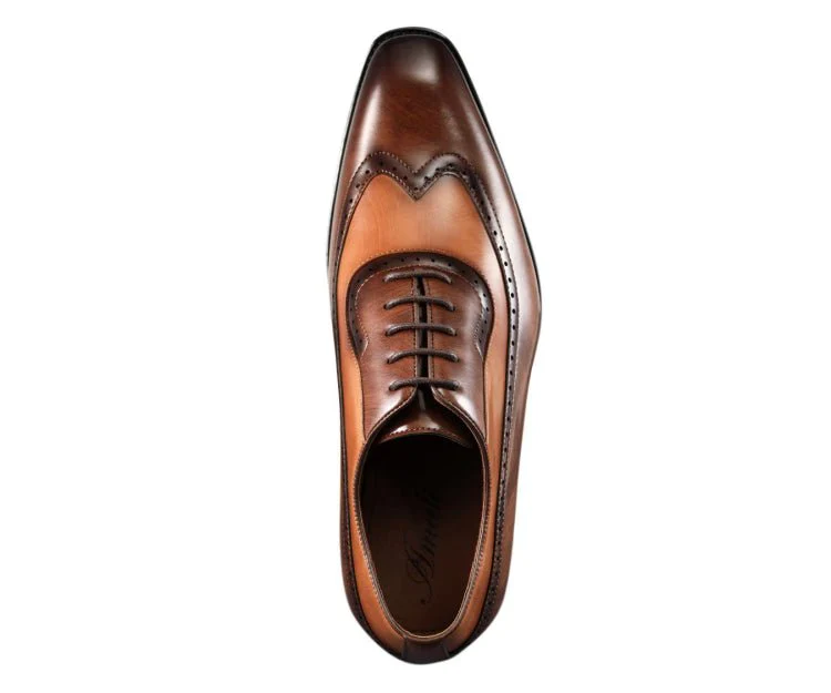 Amali Everett Distinguished Tan Wingtip Oxfords Men’s Leather - Image 3