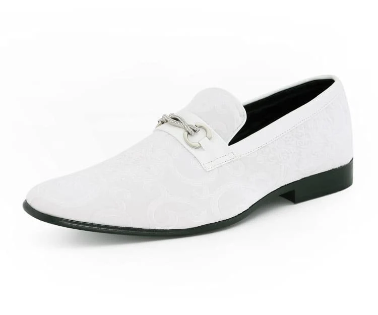 Amali Throne Men’s White Velvet Leather Loafers with Paisley Pattern