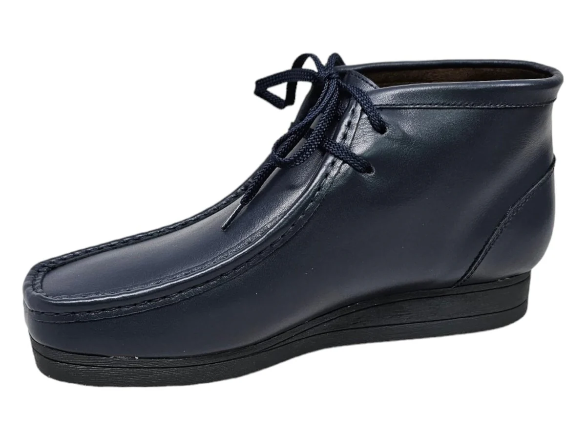 British Walkers New Castle – Dark Navy Blue Leather Men’s Chukka Boot | Deep-Tone Craft with Modern Luxe Comfort - Image 7
