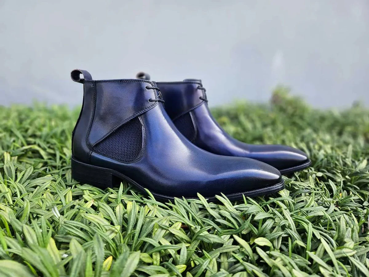 Carrucci Shoes Calfskin Hand Burnished Lace Up Chelsea Boot KB503-13 - Image 3