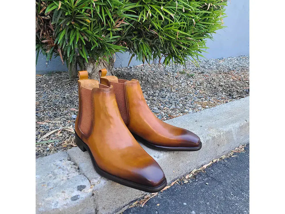Carrucci Shoes Chelsea Boot Cushioned Footbed Calfskin Leather KB509-30 - Image 11