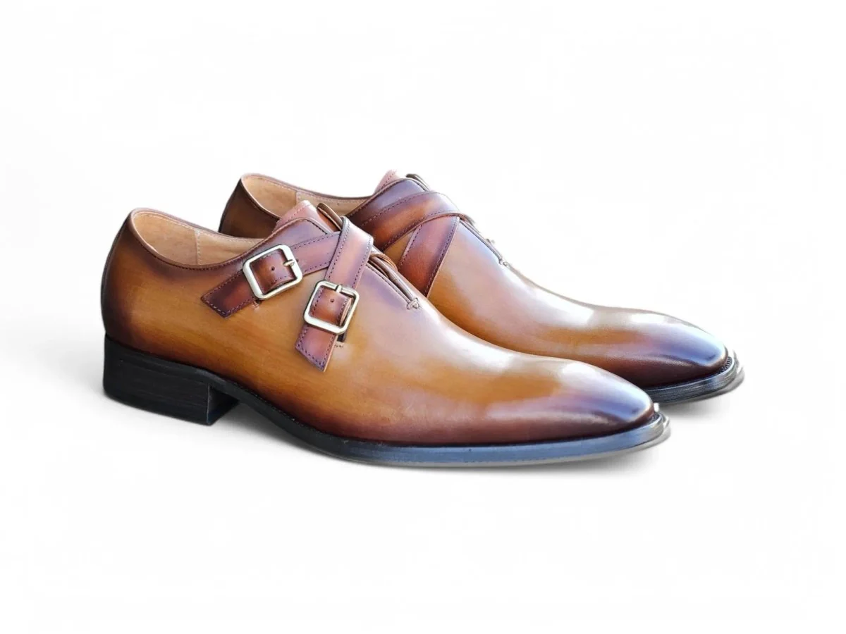 Carrucci Shoes Cross Strap Wholecut Leather Loafer KS503-60 - Image 5