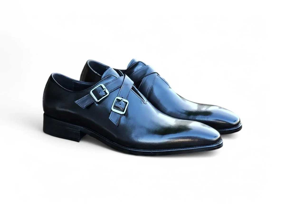 Carrucci Shoes Cross Strap Wholecut Leather Loafer KS503-60 - Image 6