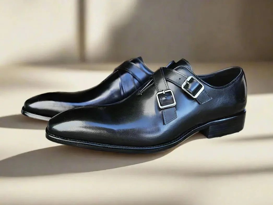 Carrucci Shoes Cross Strap Wholecut Leather Loafer KS503-60 - Image 7