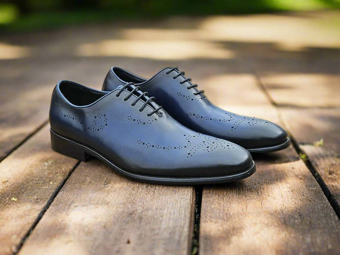 Carrucci Shoes Elegant Classic Whole Cut Oxford Medallions KS886-731 - Image 3