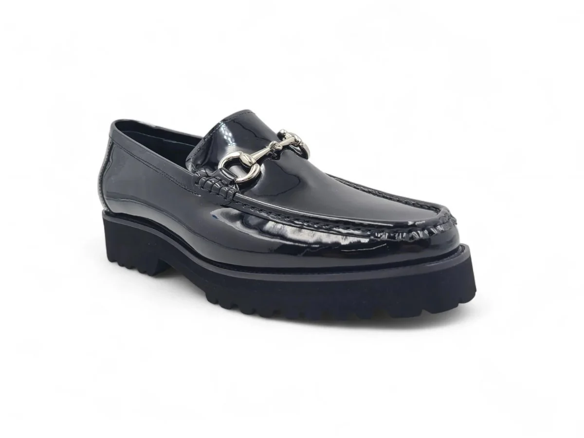 Carrucci Shoes Horse Bit Lug Sole Loafer Leather Full Leather Lining - Image 5