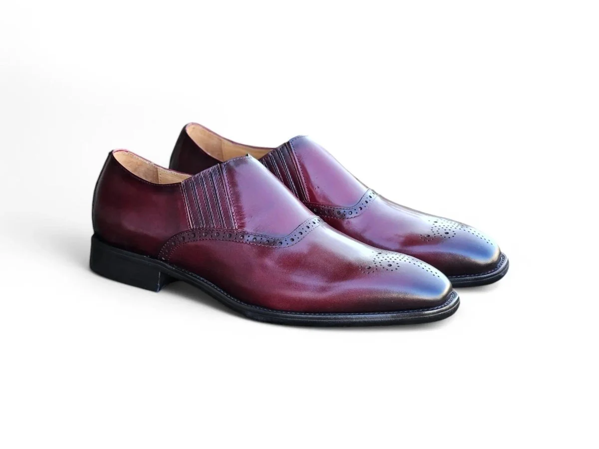 Carrucci Shoes Unknown Brand Medallion Slip On Loafer Calfskin KS509-26 - Image 13