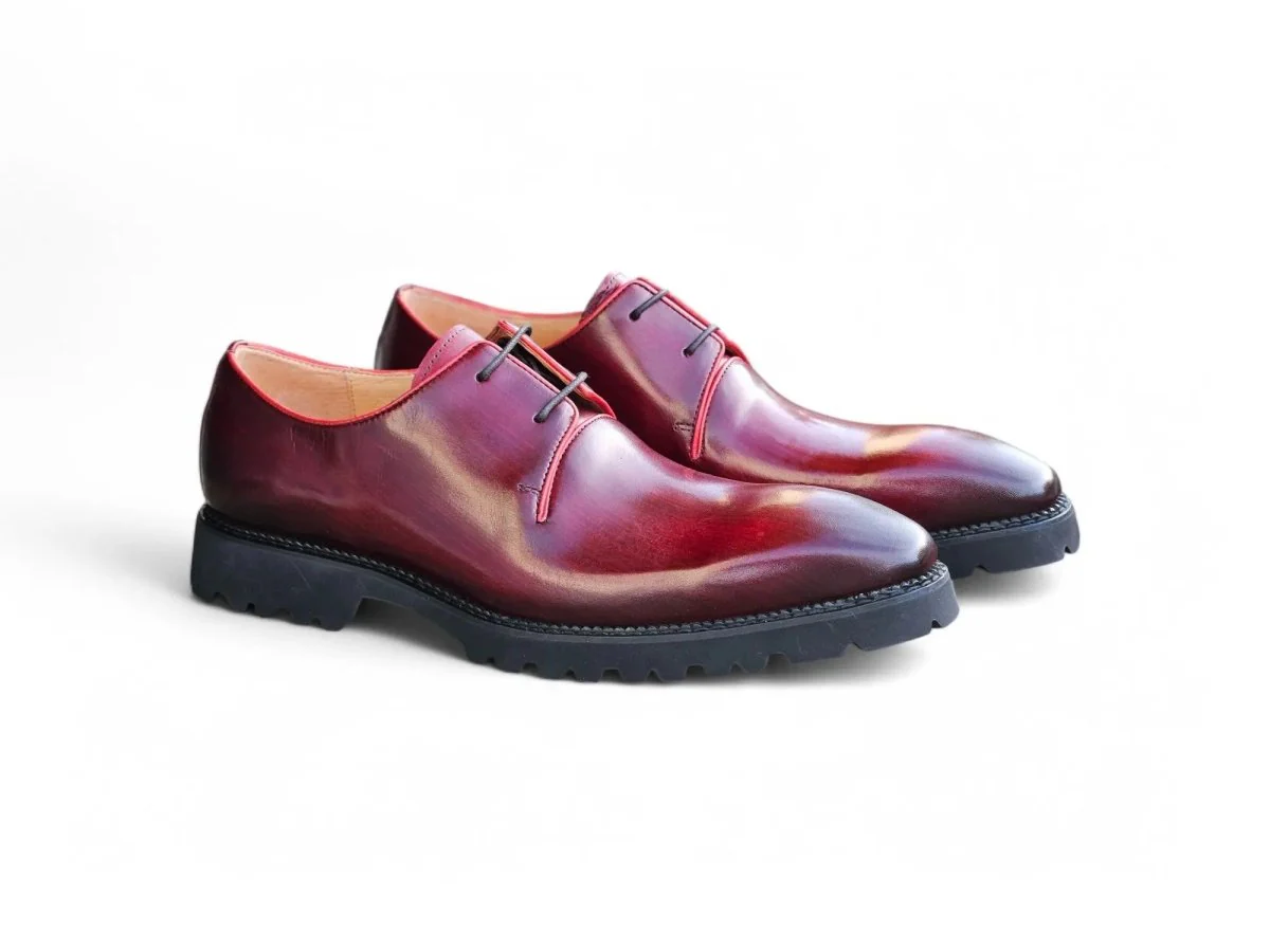 Carrucci Shoes Whole Cut Derby With Lug Sole Lightweight KS480-101