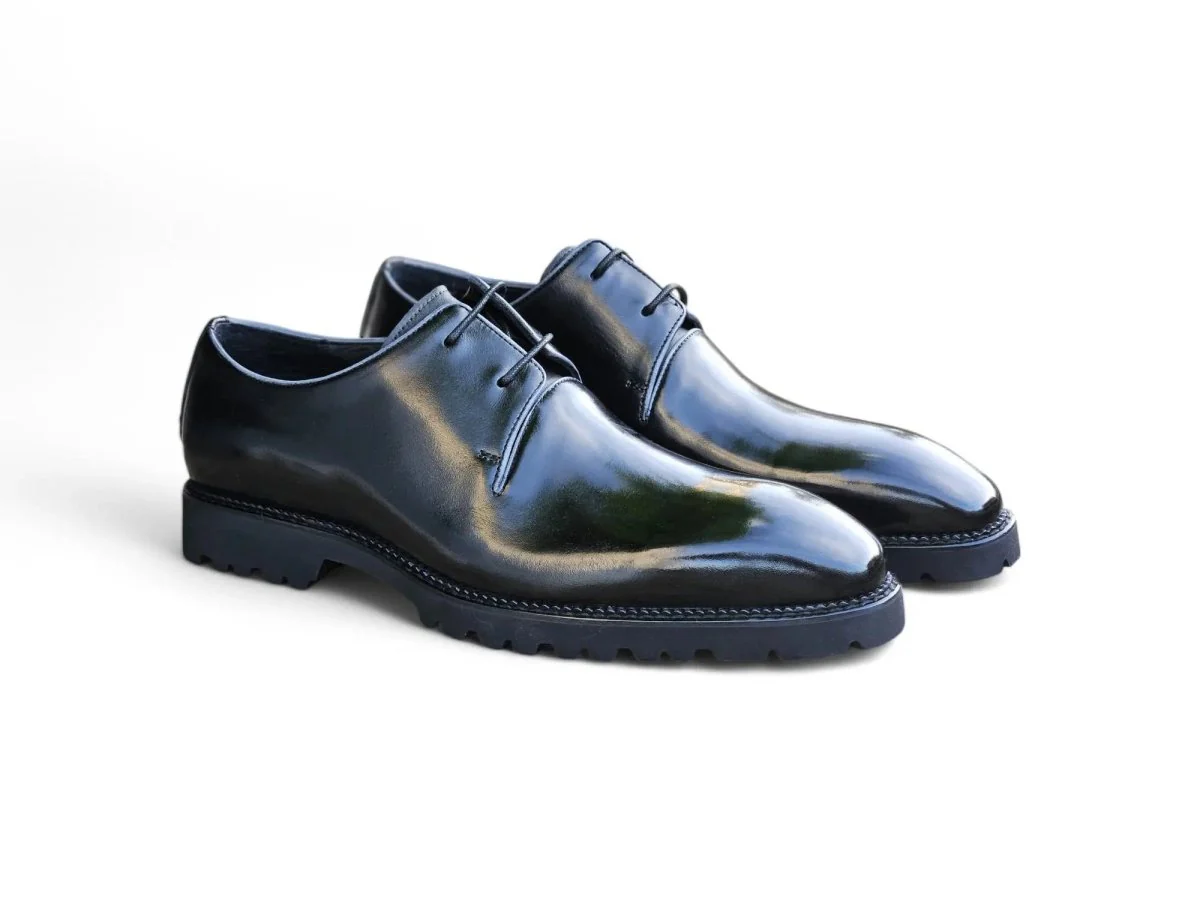 Carrucci Shoes Whole Cut Derby With Lug Sole Lightweight KS480-101 - Image 16