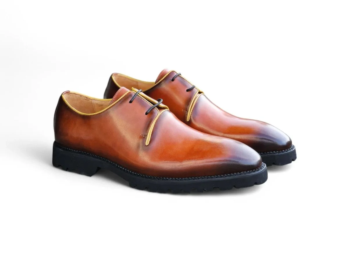 Carrucci Shoes Whole Cut Derby With Lug Sole Lightweight KS480-101 - Image 6