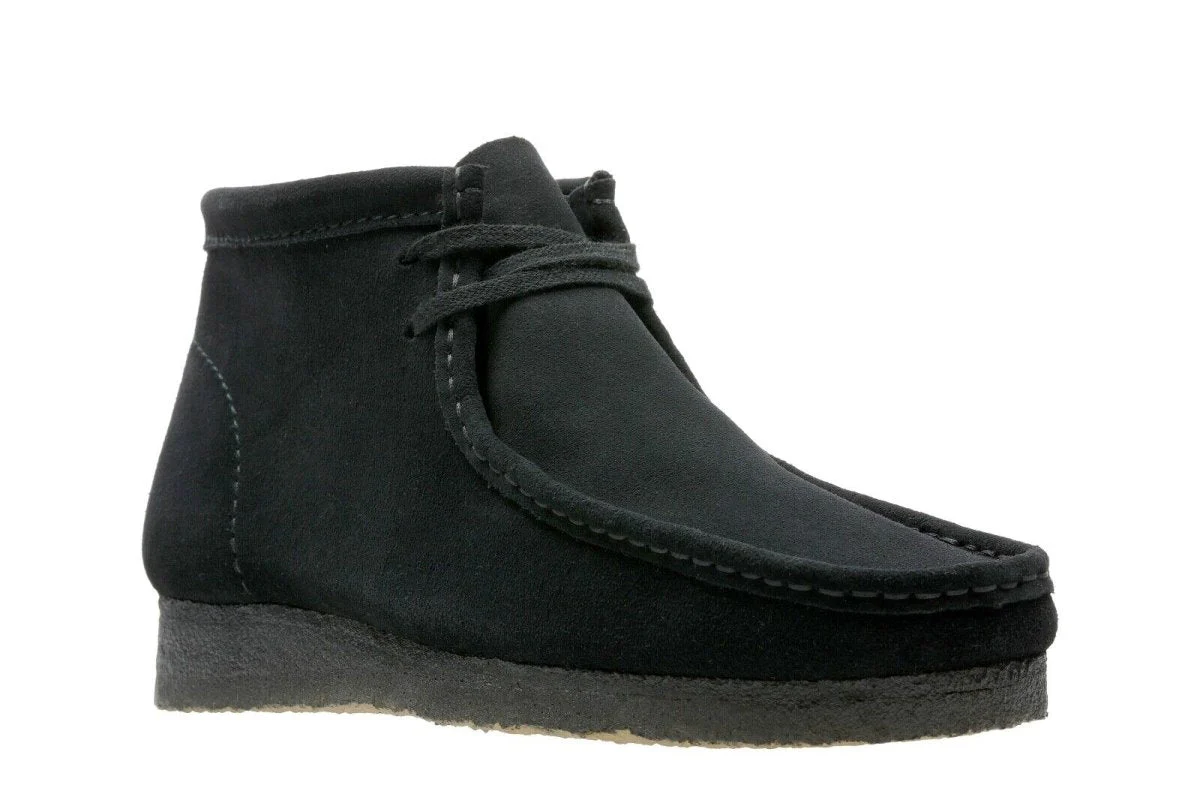 Clarks Originals Wallabee Boot Men’s Shoes – Black Suede – Style 26155517 – Timeless Everyday Icon