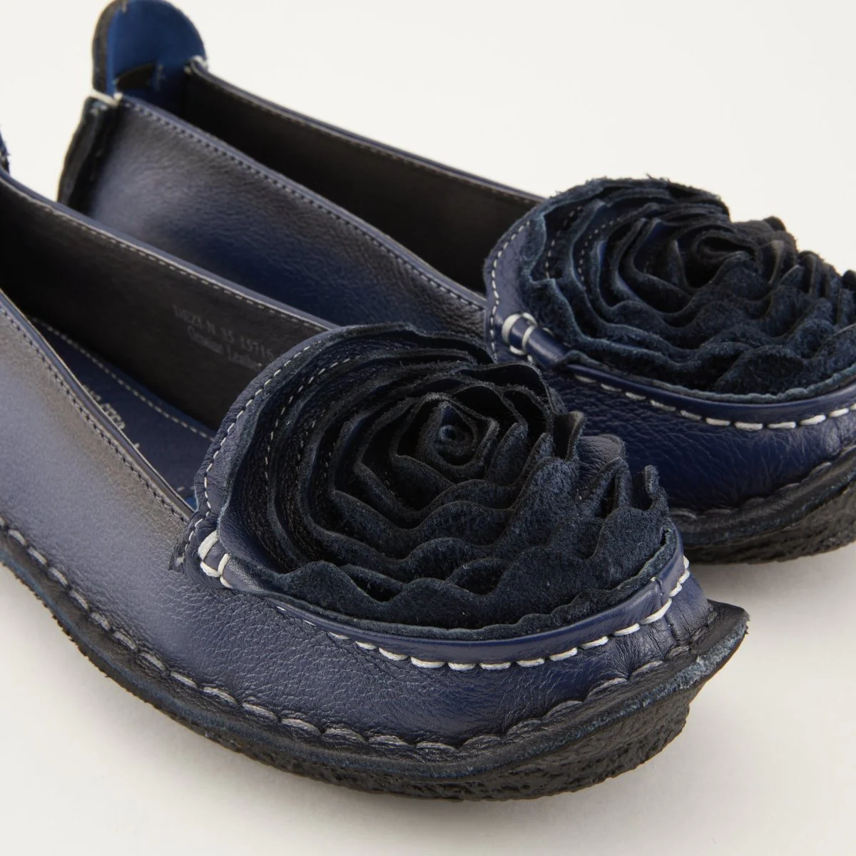 Spring Step Shoes L'Artiste Dezi Women's Handpainted Leather Shoes - Image 3